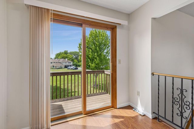 7515 Vinewood Court N, Maple Grove, MN 55311