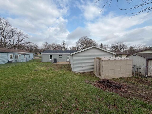 1860 Sun Valley Drive, Beloit, WI 53511