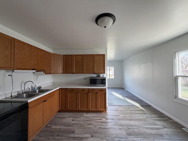 1860 Sun Valley Drive, Beloit, WI 53511