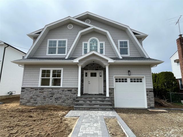 477 Andrews Road Lot A, Mineola, NY 11501