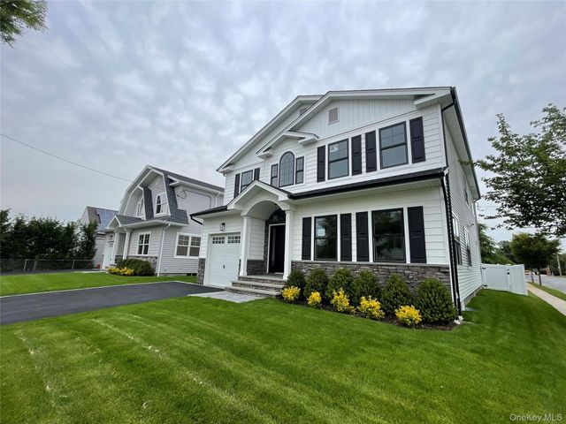 477 Andrews Road Lot A, Mineola, NY 11501