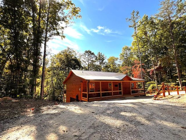 29 Oak Hill Drive, Murphy, NC 28906