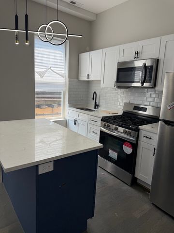 5910 S Michigan Avenue 1, Chicago, IL 60637