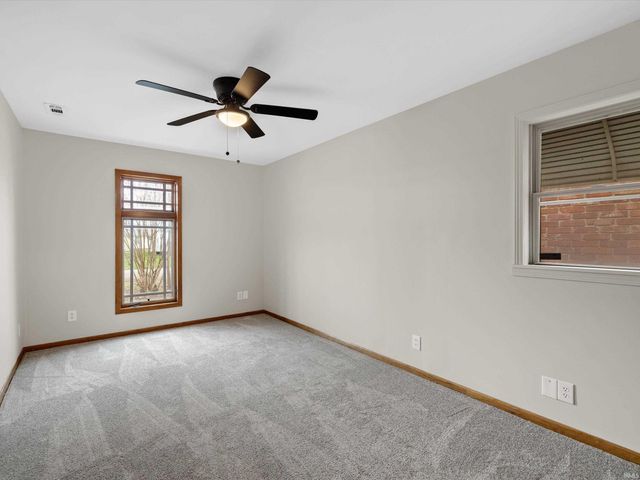 1301 E Eichel Avenue, Evansville, IN 47711