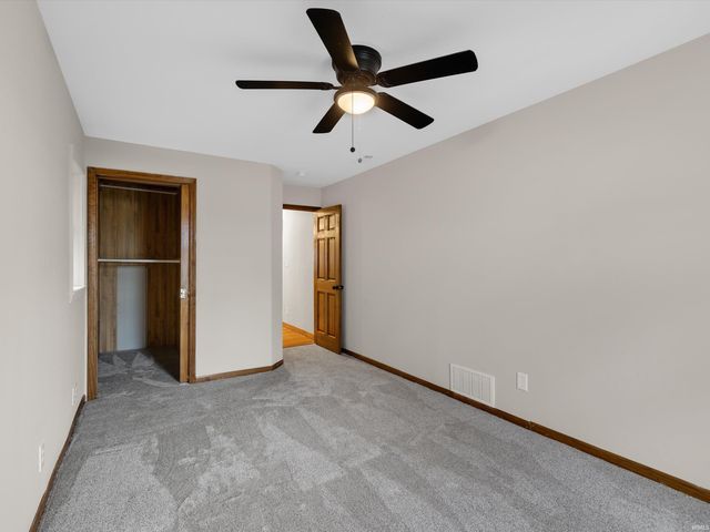 1301 E Eichel Avenue, Evansville, IN 47711