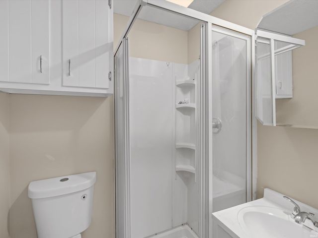 1301 E Eichel Avenue, Evansville, IN 47711