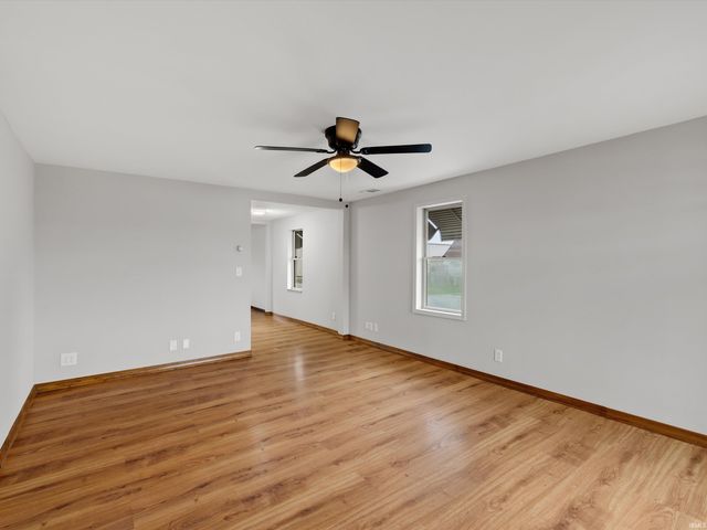 1301 E Eichel Avenue, Evansville, IN 47711