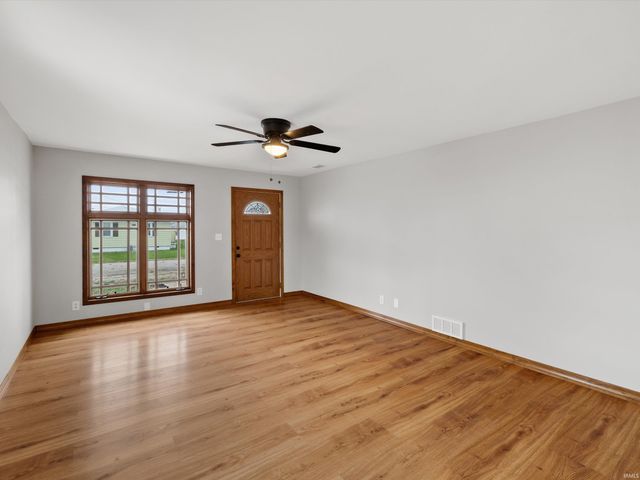 1301 E Eichel Avenue, Evansville, IN 47711