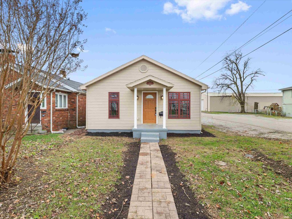 1301 E Eichel Avenue, Evansville, IN 47711