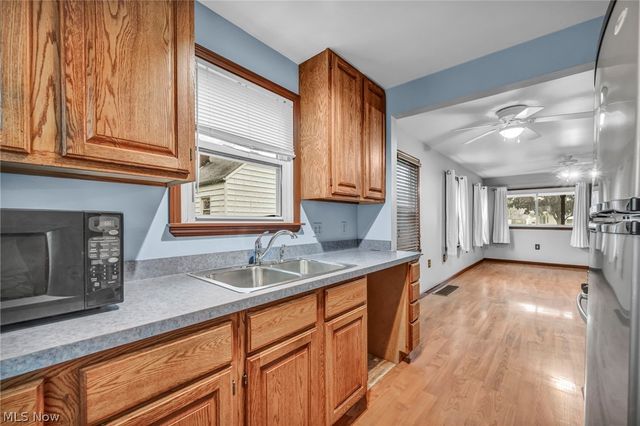 3943 Palm Avenue, Lorain, OH 44055