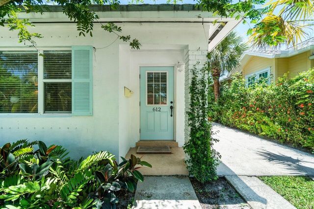 612 KANUGA Drive, West Palm Beach, FL 33401