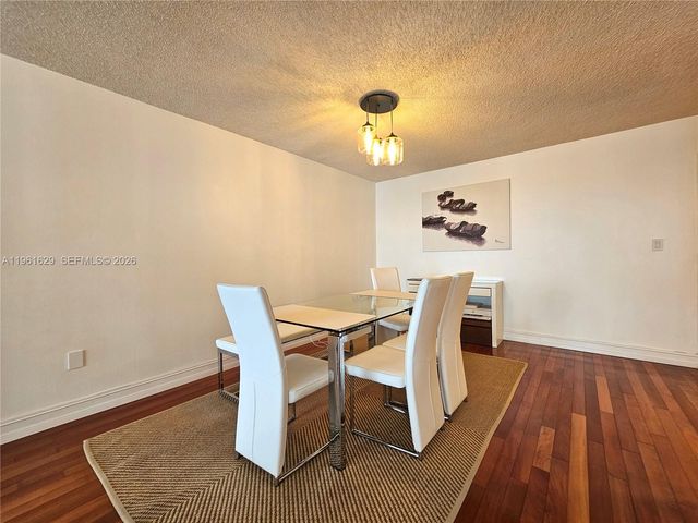 3200 Collins Ave 9-6, Miami Beach, FL 33140