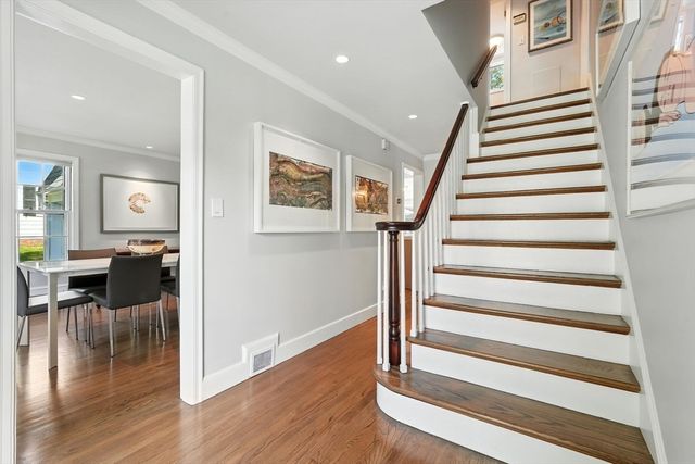 29 Englewood Rd, Longmeadow, MA 01106