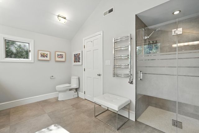 29 Englewood Rd, Longmeadow, MA 01106