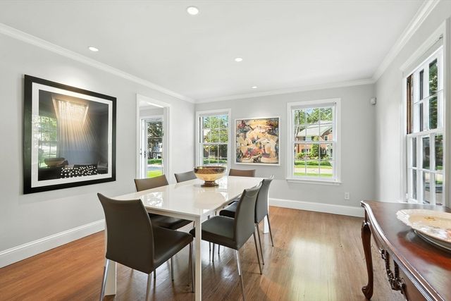 29 Englewood Rd, Longmeadow, MA 01106