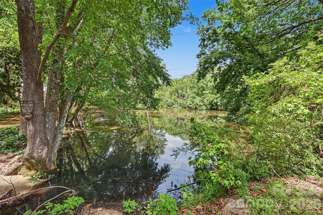 6510 Sharon Hills Road, Charlotte, NC 28210