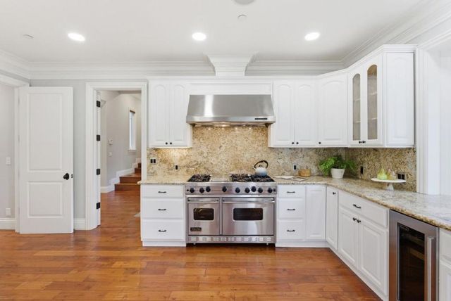 496 Summit Drive, Redwood City, CA 94062