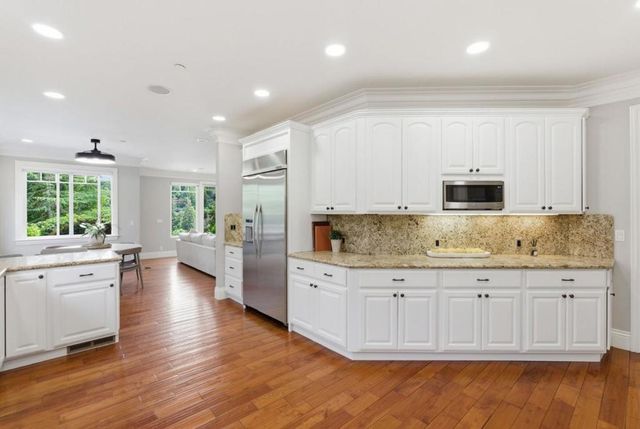 496 Summit Drive, Redwood City, CA 94062