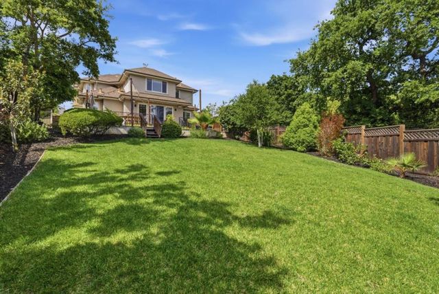 496 Summit Drive, Redwood City, CA 94062