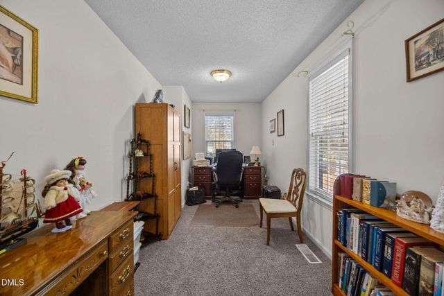 112 S Lakeside Drive, Smithfield, NC 27577