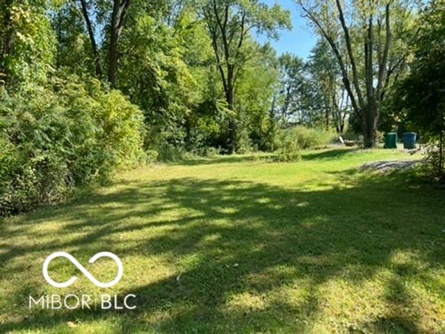 3033 Sapphire Boulevard, Indianapolis, IN 46268