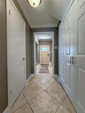 625 Trailwood Court, Garland, TX 75043
