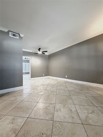 625 Trailwood Court, Garland, TX 75043