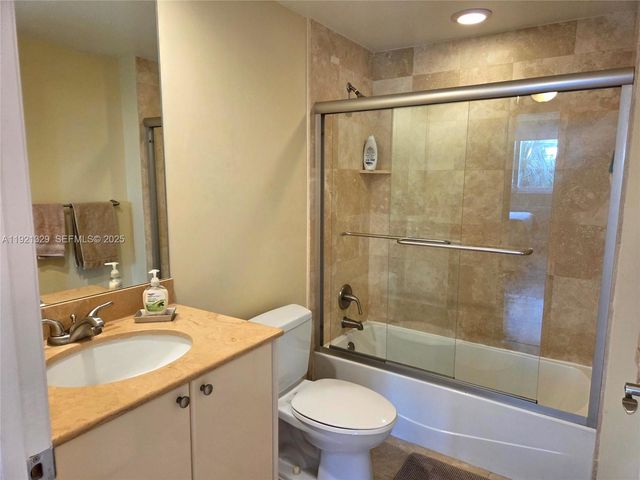 1755 E Hallandale Beach Blvd 305E, Hallandale Beach, FL 33009