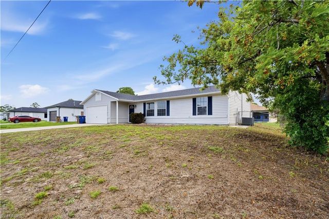3412 13th ST W, Lehigh Acres, FL 33971