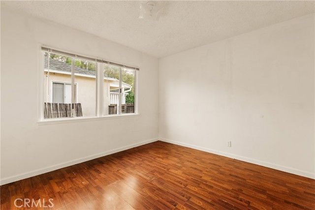 6916 Wystone Avenue, Reseda (los Angeles), CA 91335