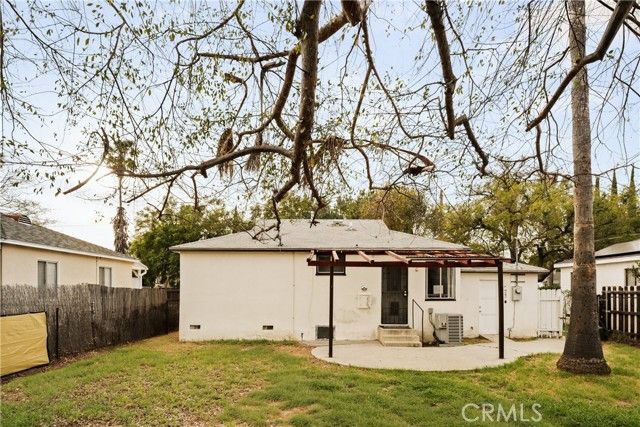 6916 Wystone Avenue, Reseda (los Angeles), CA 91335