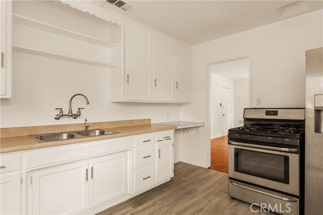 6916 Wystone Avenue, Reseda (los Angeles), CA 91335