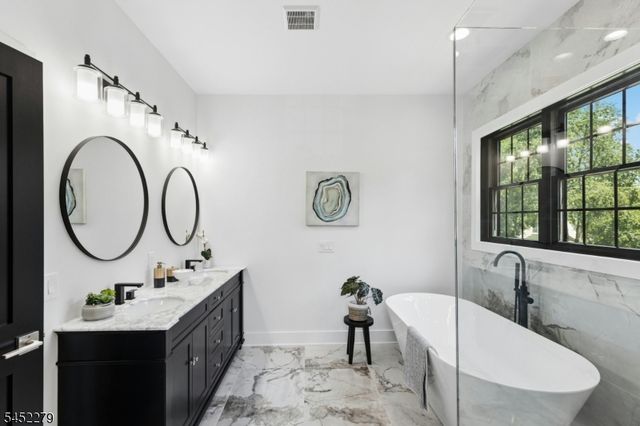 306 Orange Ave, Cranford Twp., NJ 07016