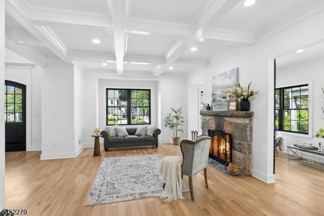 306 Orange Ave, Cranford Twp., NJ 07016