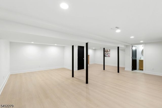 306 Orange Ave, Cranford Twp., NJ 07016