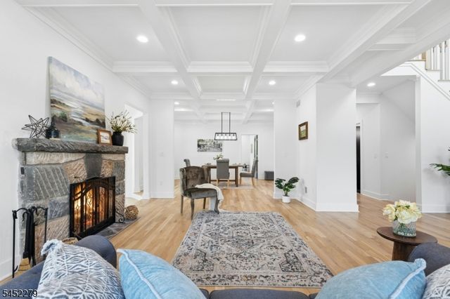 306 Orange Ave, Cranford Twp., NJ 07016