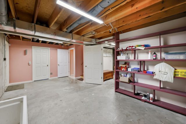 312 Castle Boulevard, Paris, KY 40361
