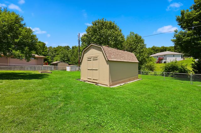 312 Castle Boulevard, Paris, KY 40361
