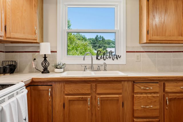 312 Castle Boulevard, Paris, KY 40361