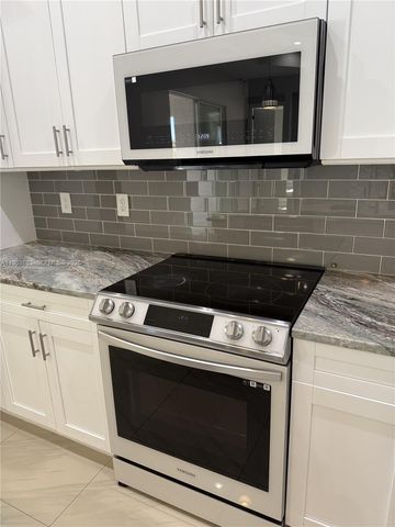 3013 4th ST W, Lehigh Acres, FL 33971