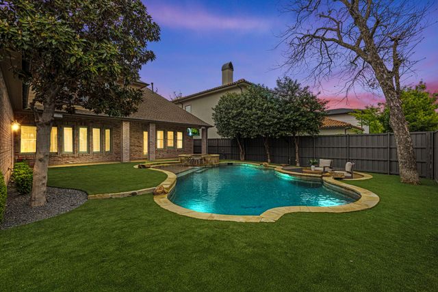 6828 Chevy Chase Avenue, Dallas, TX 75225