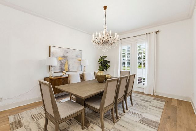 6828 Chevy Chase Avenue, Dallas, TX 75225