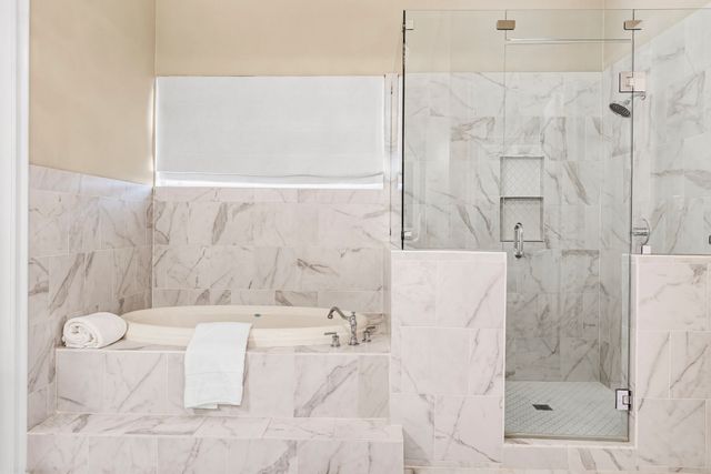 6828 Chevy Chase Avenue, Dallas, TX 75225