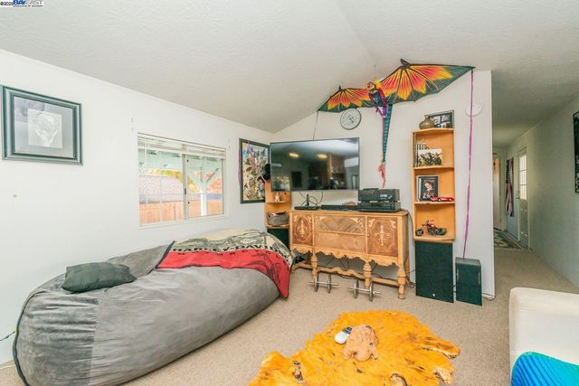 56 Horseshoe Ln., Weaverville, CA 96093