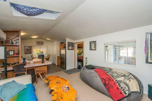 56 Horseshoe Ln., Weaverville, CA 96093