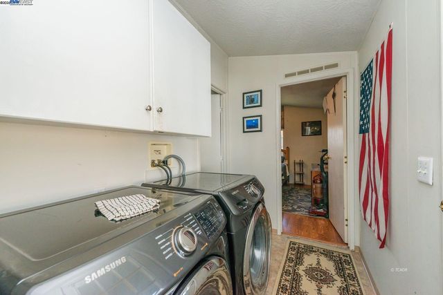 56 Horseshoe Ln., Weaverville, CA 96093