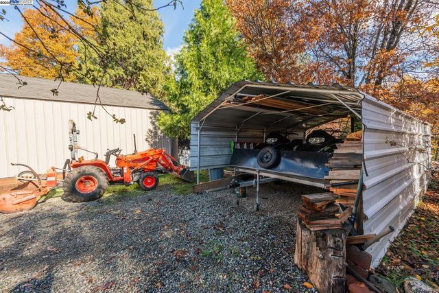 56 Horseshoe Ln., Weaverville, CA 96093