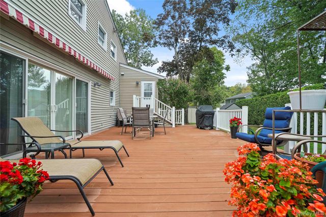 4 Northern Road, Hartsdale, NY 10530