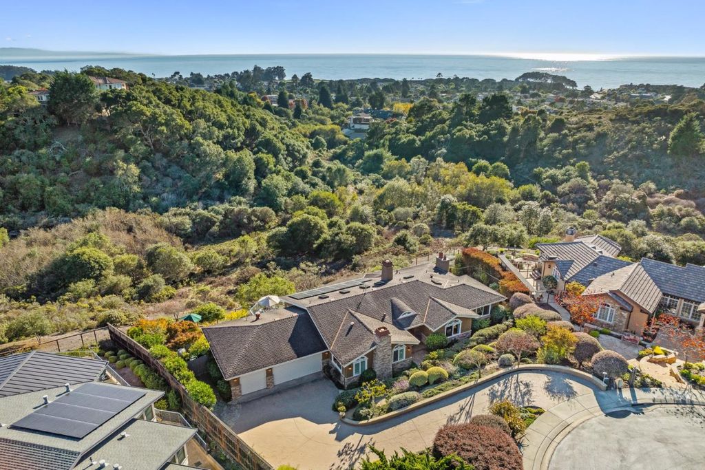153 Castillo Court, Aptos, CA 95003