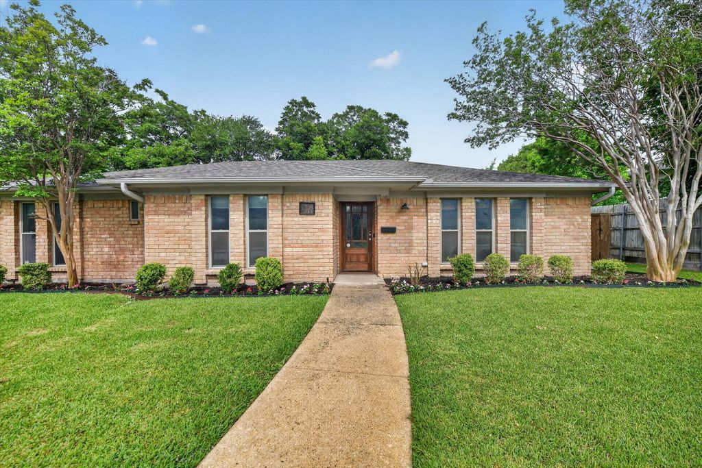 1205 Edgefield Drive, Plano, TX 75075